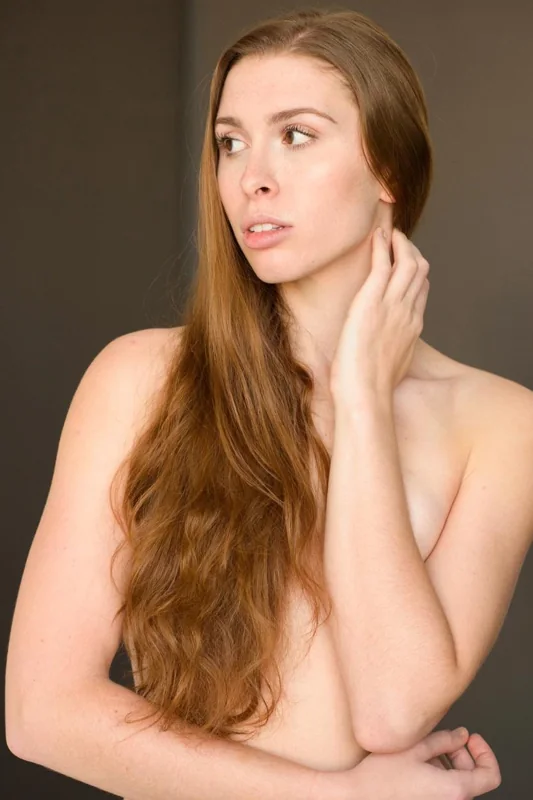 Molly — burlesque portfolio photograph 10